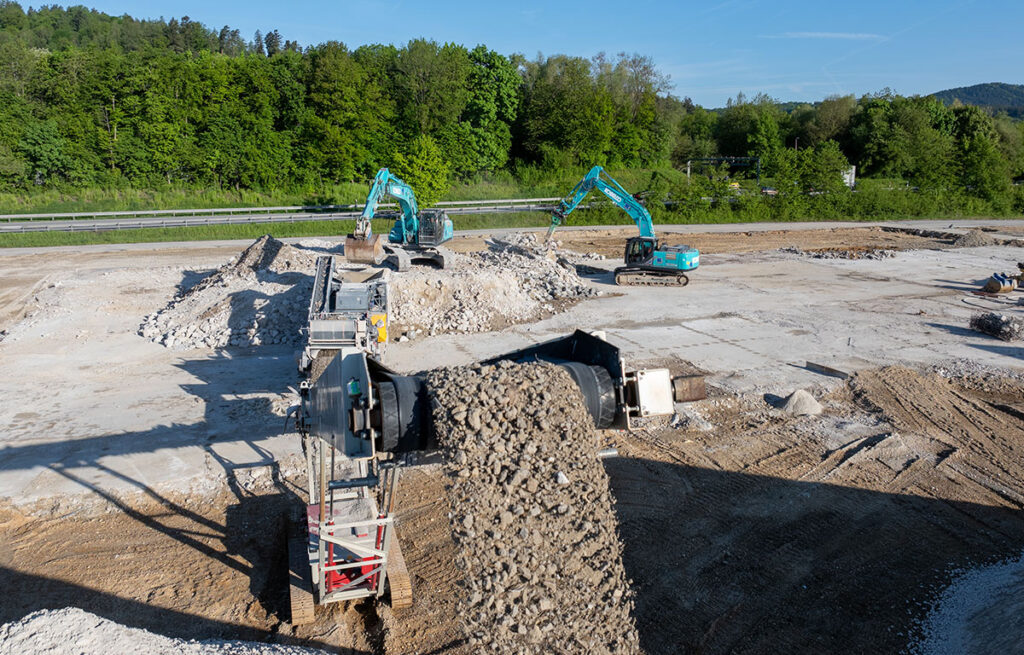 Abbruch Real Deggendorf KARL Bau