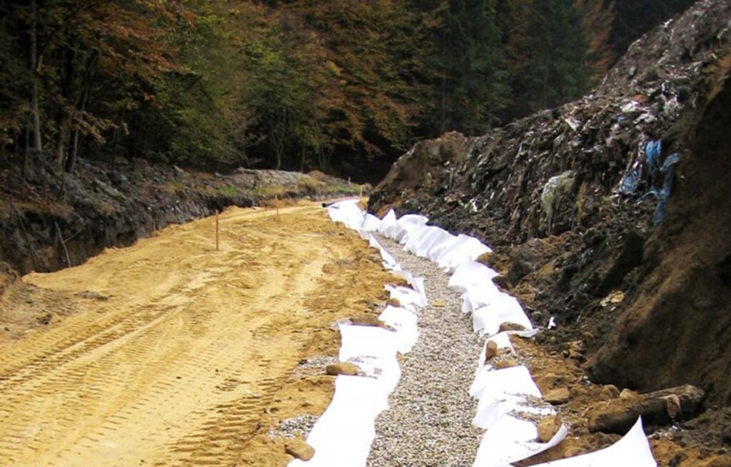 Reutherfurt Deponie mit Kies