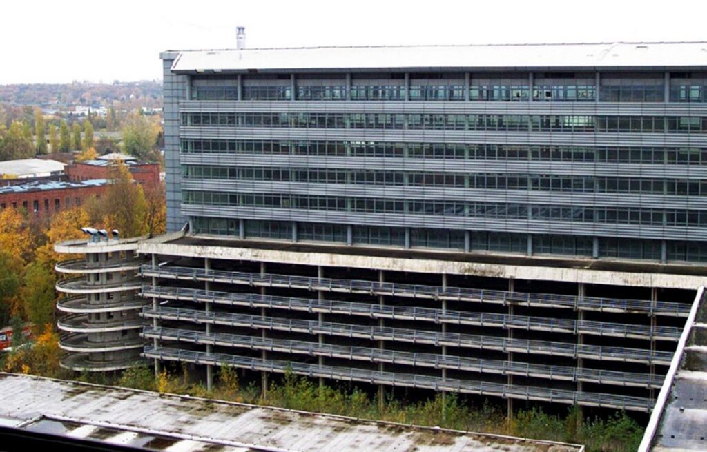 Rückbau von Bürogebäude in Berlin Spandau