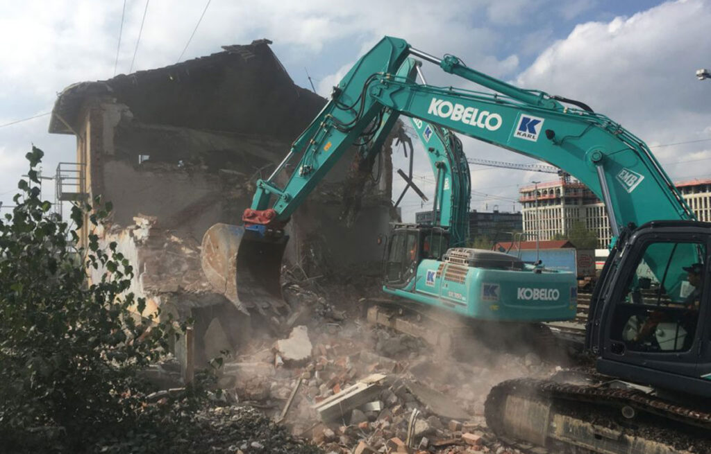 Rückbau S-Bahn-Stammstrecke München mit Kobelco Bagger