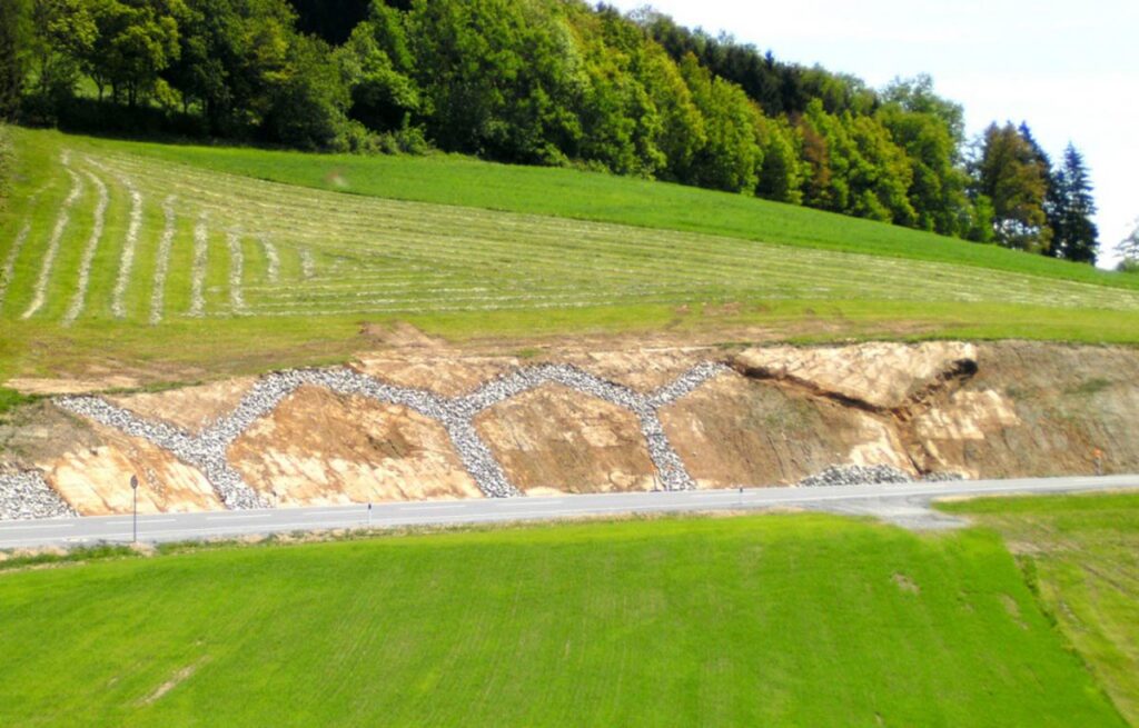 Ausbau Staatsstraße Haus im Wald durch KARL Bau